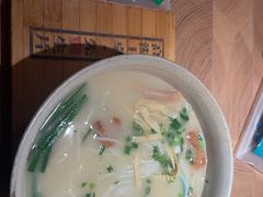 -上坐过桥米线(顺城店)