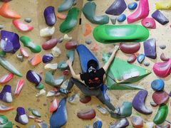 -问山MountQuest攀岩馆