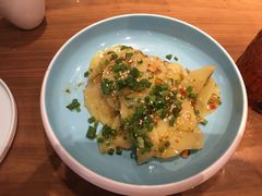 -有红鸡毛店·川菜(建设路店)