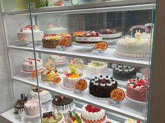 面包甜点陈列柜-味多美蛋糕(义和庄地铁店)