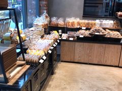 -皇冠幸福里动物奶油生日蛋糕(万达店)