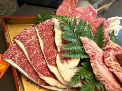 -铭牛烧肉·和牛海鲜自助(高新月牙湖店)