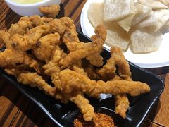 香炸小酥肉-老红桥炸灌肠牛肚锅烧烤(定福庄店)