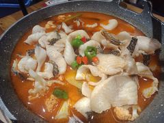 -老滇山寨•云南特色菜•地方菜•民族风情歌舞表演(金碧店)