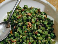 -新白鹿餐厅(百联中环店)