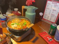 -魏铭鱼头捞饭(晋阳路店)
