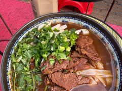 -牛师傅牛肉面(尚隆路店)