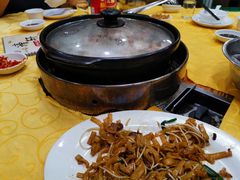 生蚝-濠轩阁特色生蚝火锅(水湾路店)
