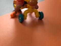 -小门牙好性格托育(北外滩中心)