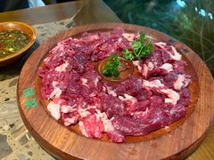 鲜切牛肉半斤-贵厨酸汤牛肉(花果园国际中心店)