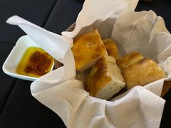 餐前面包-Efes Turkish & Mediterranean Cuisine 艾菲斯餐厅(陆家嘴店)