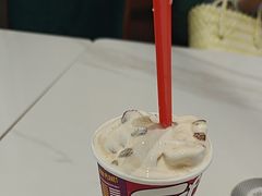 -DQ·蛋糕·冰淇淋(大宁国际商业广场店)