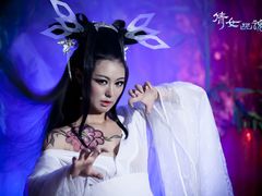 -九月鹰飞汉服摄影工作室