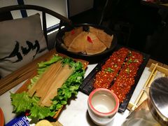 -尚尚仙·酸汤猪手·猪肚鸡火锅(华联万柳购物中心店)