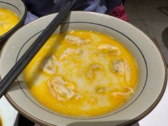 金汤黄鱼馄饨-蟹黄鱼·楼上面馆(外滩中央旗舰店)