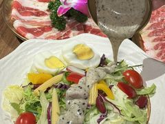 -明洞阿姨·韩式酱蟹烤肉·创意料理(三元桥店)