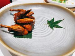 中山红烧乳鸽-富淳饭店(陆家嘴保利广场店)
