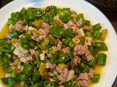 -万重锦·人文川菜馆(骡马市店)