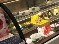 面包甜点陈列柜-DQ·蛋糕·冰淇淋(虹口龙之梦店)