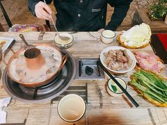 -香香腊排骨.野生菌火塘总店(束河店)