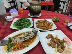 -先鲜鲫鱼粥
