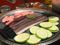 -明洞阿姨·韩式酱蟹烤肉·创意料理(方庄店)