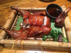 脆皮小刀鸭-老滇山寨•云南特色菜•地方菜•民族风情歌舞表演(金碧店)