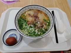 -陇兴楼兰州拉面(西安咸阳国际机场店)