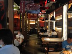 大堂-辣尚瘾·烤鱼·新川菜(交大直营店)