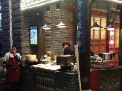 -八一路好吃街(雨田商务大厦店)