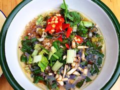 -拈签一笑黄牛肉辣卤串串