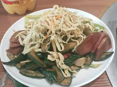 -满兴咱妈烀饼铁锅炖(兰州北街店)