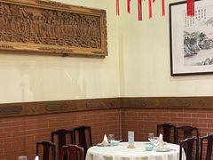 -梅龙镇酒家(南京西路总店)