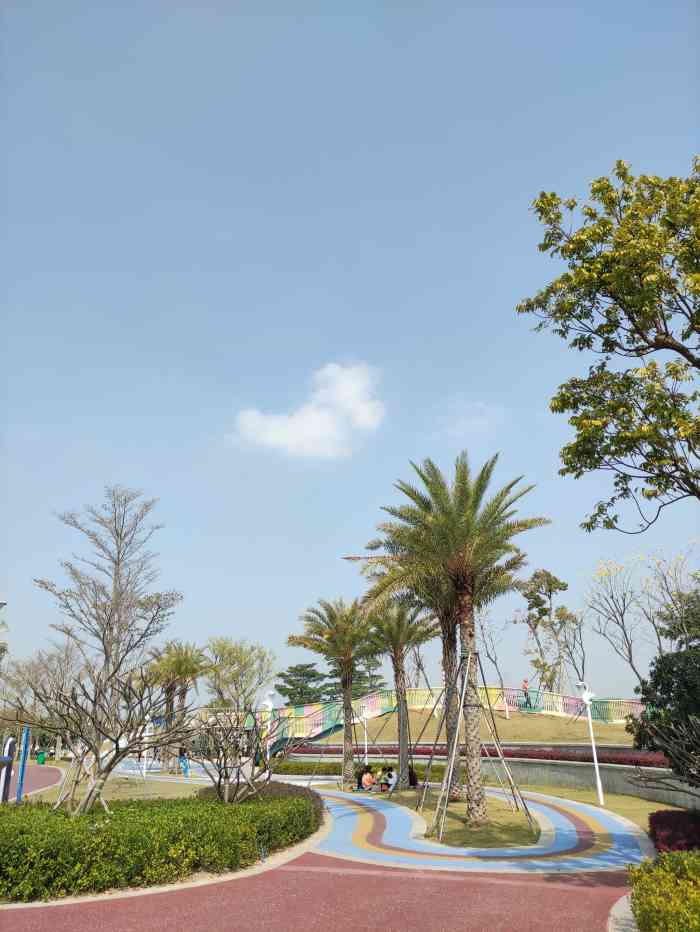 灵山中心公园-"交通#自驾比较方便,附近隔一段距离就会有.