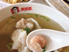 -南城香·饭香串香馄饨香(红军营店)