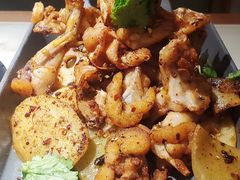 馋嘴香锅牛蛙-佬肥猫(国华广场店)