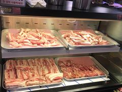 -江南猪肉商会无限续吃(弘大店)