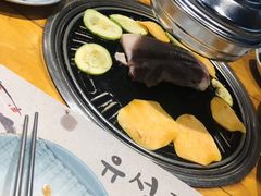 蔬菜拼盘-唯成•韩国炭火烤肉 유성고기