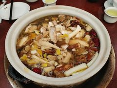 -东巴谷野生菌火锅餐厅