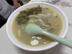 小胃口黄鱼面（熟客专享）-明呈黄鱼面馆(斜土路店)