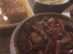 -隔壁老王·家常云南菜(花巷店)