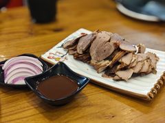 毛毛虫熏肉-毛毛熏肉•东北菜老字号(大安街店)