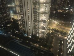 -深圳国际会展中心希尔顿酒店(前海华发冰雪世界店)