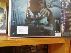 -M.F CDshop唱片店