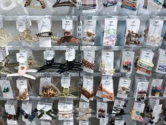 -hotwind热风(世纪东方广场店)