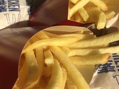 -麦当劳(东方时代广场分店)