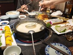 -大匠工房古船木艺术餐厅·猪肚鸡专门店(长白仙岛店)