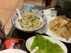 酸菜蛋炒饭-湘肠香火锅店(团结湖店)