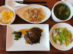 -金鹰国际月子中心(新街口店)