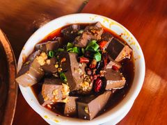 -炉小二铜锅牛蛙•川湘菜(三里屯店)